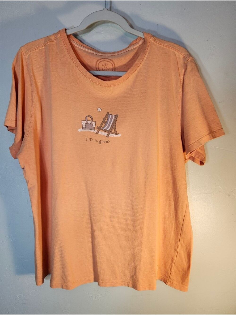 Life is Good Peach Graphic Tee Beach Chair
